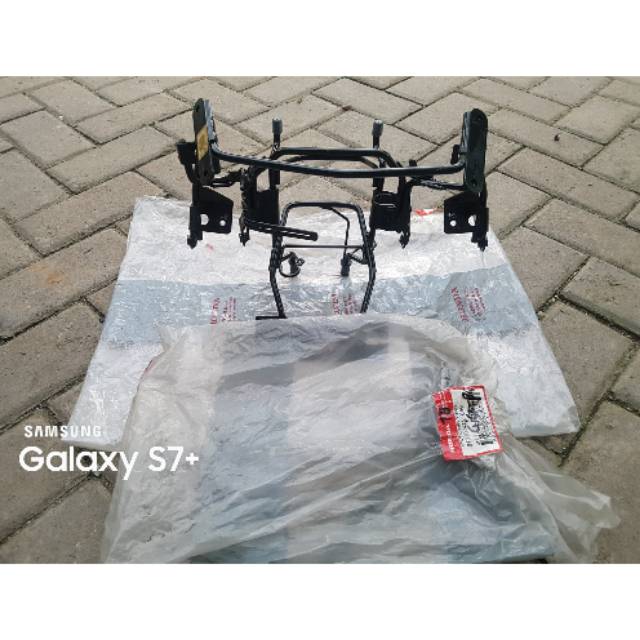 Breket bracket lampu tiger revo pece ori