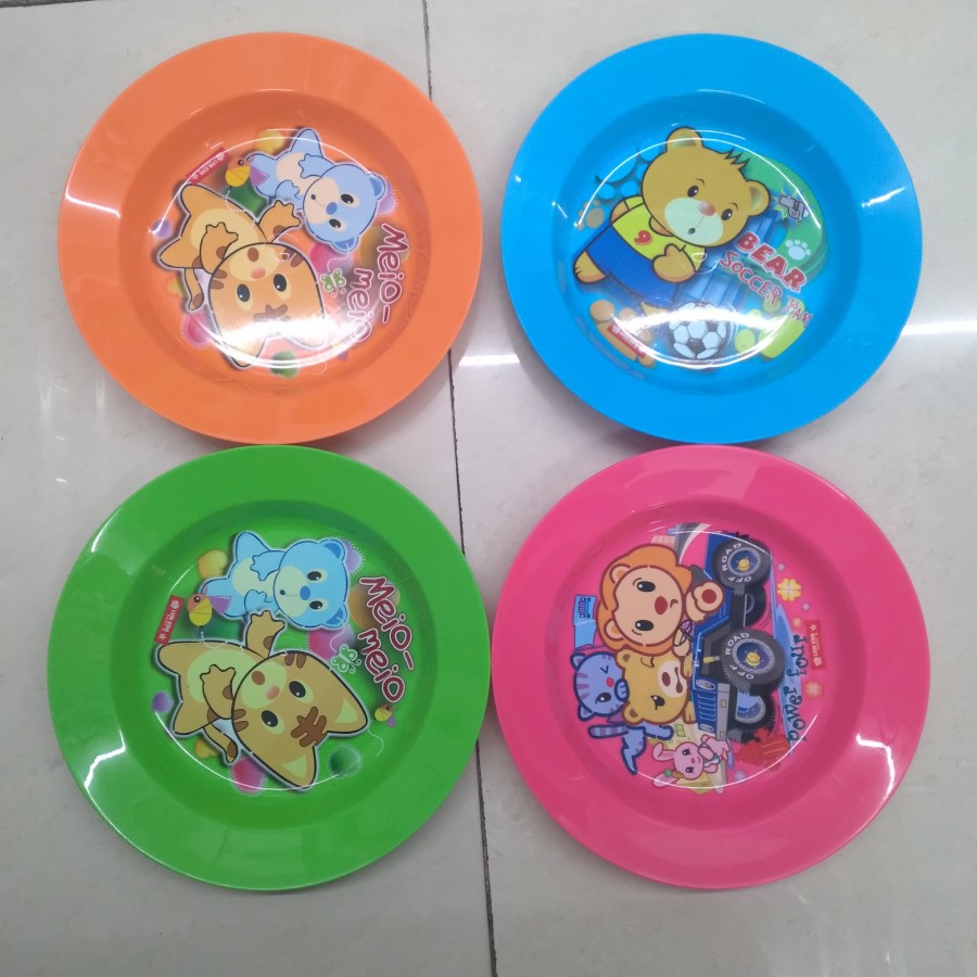 Lion Star Piring Makan Plastik Lucu Anak Kecil Plate Deluxe Makanan Serbaguna Motif Karakter Animasi