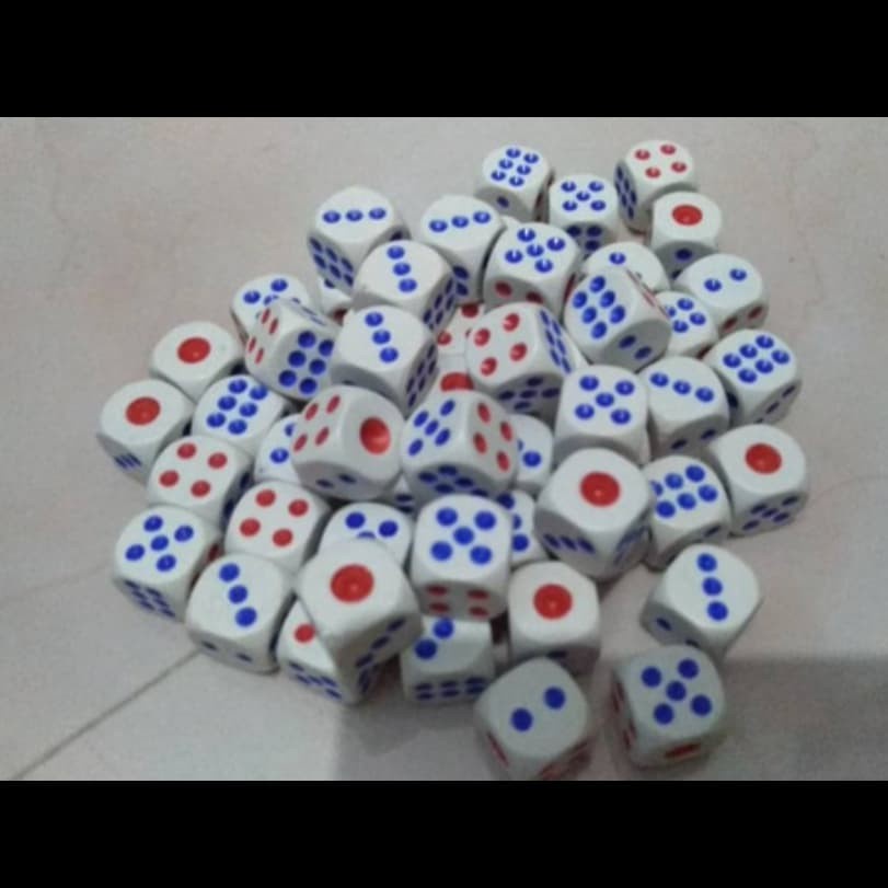 Dadu dice plastik 18mm x 18mm