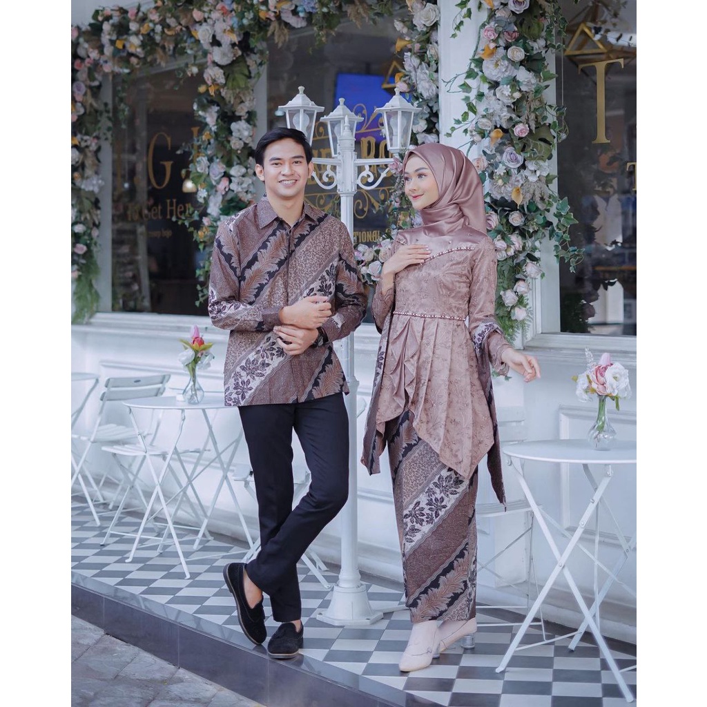 BATIK SAKRA COUPLE KEBAYA PASANGAN TUNANGAN LAMARAN WISUDA KONDANGAN WANITA MODERN KAPEL KELUARGA 67