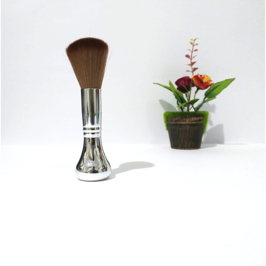 KUAS MAKE UP BLUSH ON Packing Mika MB728