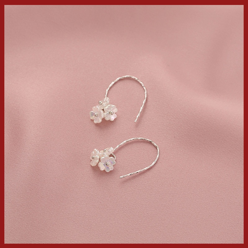 Anting Tusuk Motif Bunga Bahan Sterling Silver 925 Untuk Wanita