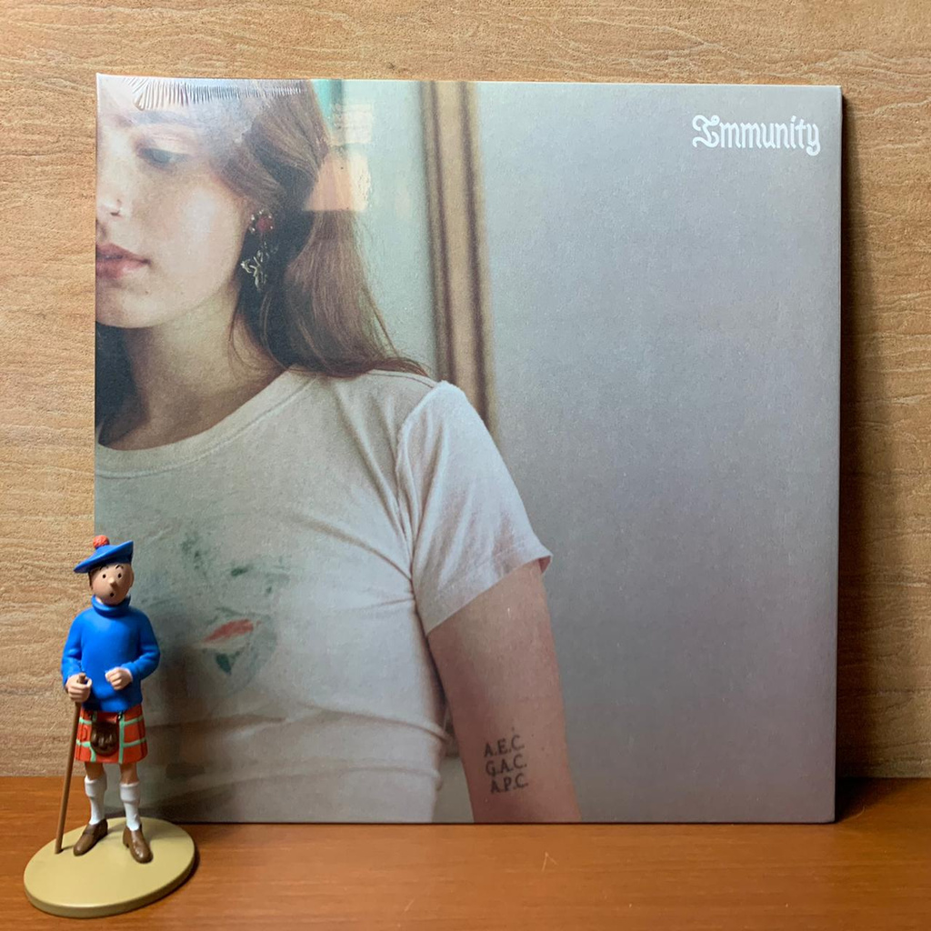 PIRINGAN HITAM / VINYL CLAIRO - Immunity