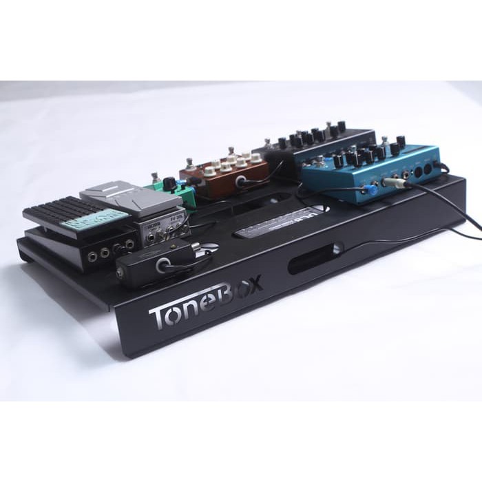 Pedalboard efek model pedaltrain (60x32x6cm) Tonebox 2.0 S