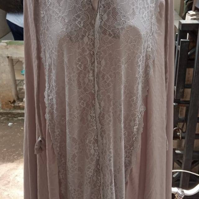 Mukena Zahra