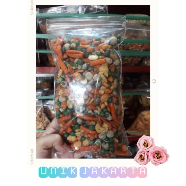 

Cemilan Kacang Mix / Snack kacang kacangan