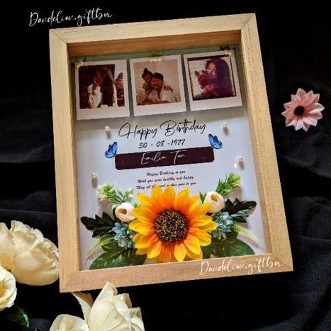 

BACA DESKRIPSI- FLOWERS IN FRAME ANTI PECAH / KADO FRAME 3D / KADO WISUDA / KADO UNIK