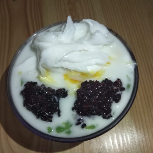 

Cendol Ngesodh Kelap Muda Duren Ketan Item