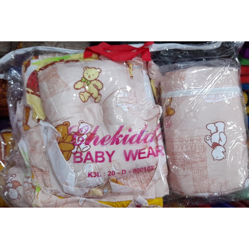 PAKET KADO BAYI GIFT SET CHEKIDO 4 IN 1 PAKET GENDONGAN+TAS BAYI/TERMURAH/TERLARIS-COKLAT