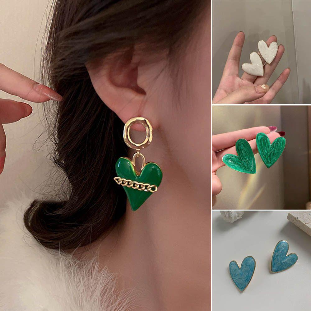 TOP Anting Stud Ins Gaya Retro Liontin Cinta Anting Temperamen Mewah Untuk Wanita Earrings Jewelry