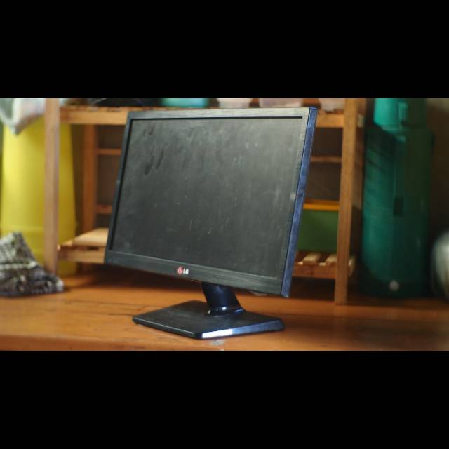 Monitor lg 16 inch bekas