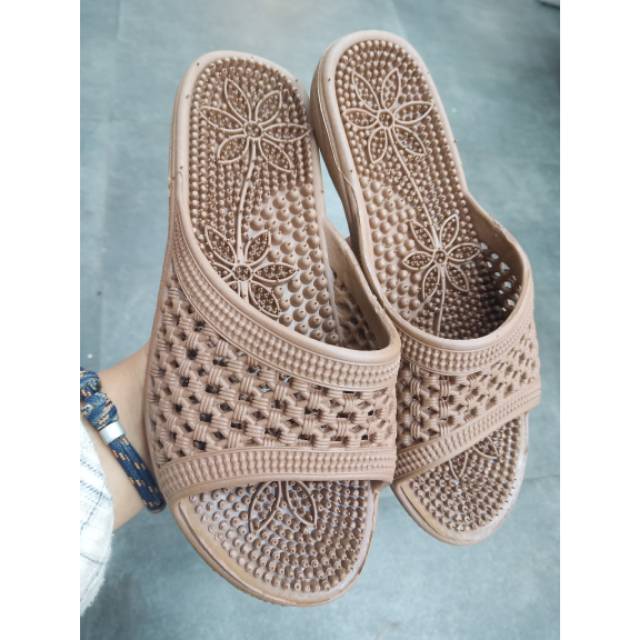  Sandal  karet  anti air Shopee  Indonesia