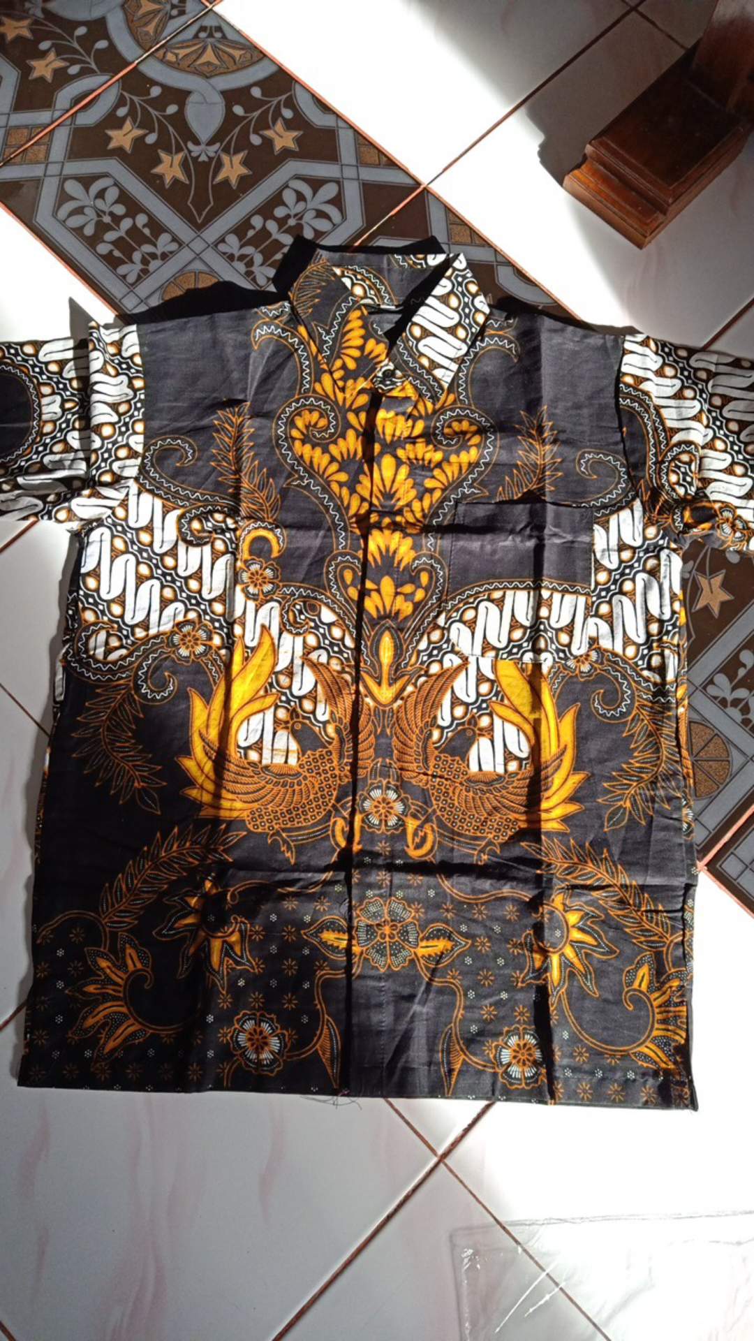 Hem Batik Pria Pendek Lawasan Sogan/pari Sulur/parang Black/merak Papua Ory Batiksandy