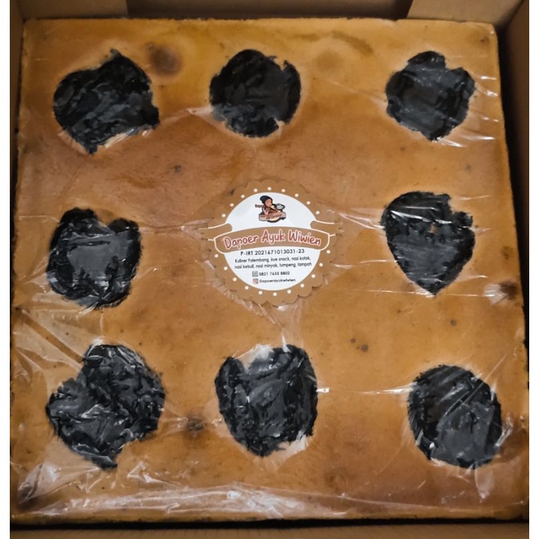 

kue basah Palembang lapis legit prunes