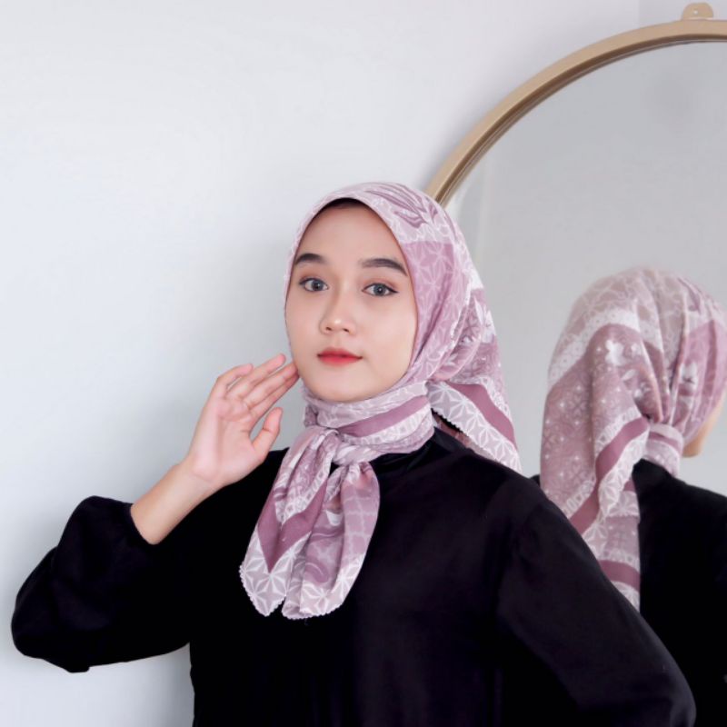 Square Motif Maira Part 1-M 34