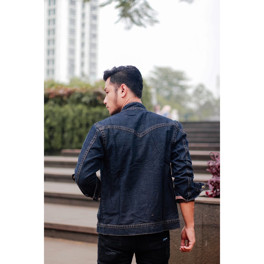 Jaket Jeans Pria The Berry Kerah