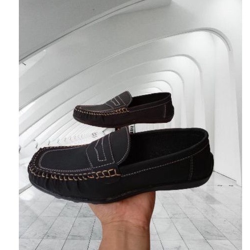 Sepatu Slip on Pria  Santai  Sepatu Casual pria hitam