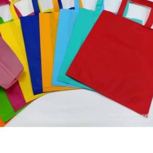 

(25*35)Tas spunbond /Goodie bag/12pcs / dan murah/25*35