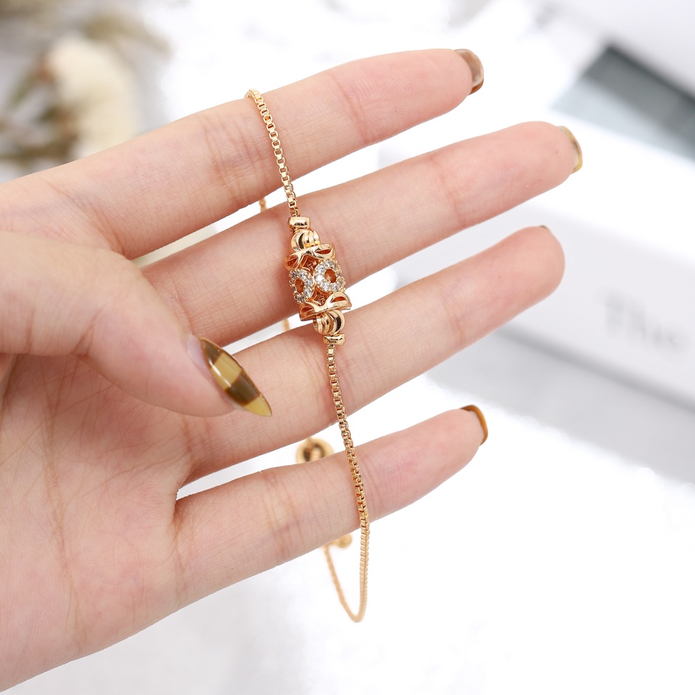 Rose Gold Gelang Wanita Fashion Perhiasan Cahaya Mewah Hollow Desain Gelang Keberuntungan Sederhana Perhiasan All-Match D357