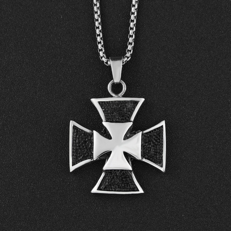 Kalung Rantai Dengan Liontin Salib Untuk Pria