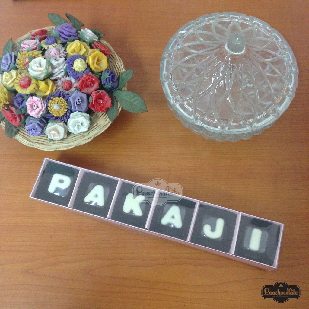 

Cokelat Praline isi 6 / cokelat souvenir