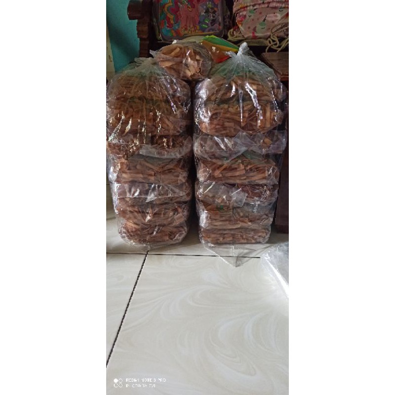 

KRUPUK LAPIS KEDIRI