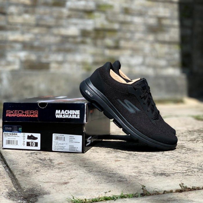 Sepatu Sneakers Pria Skechers Go Walk 5 Black Original 100% BNIB