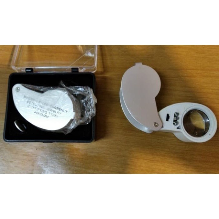 

Magnifier Led/Iluminated Loupe 40X-25 Mm