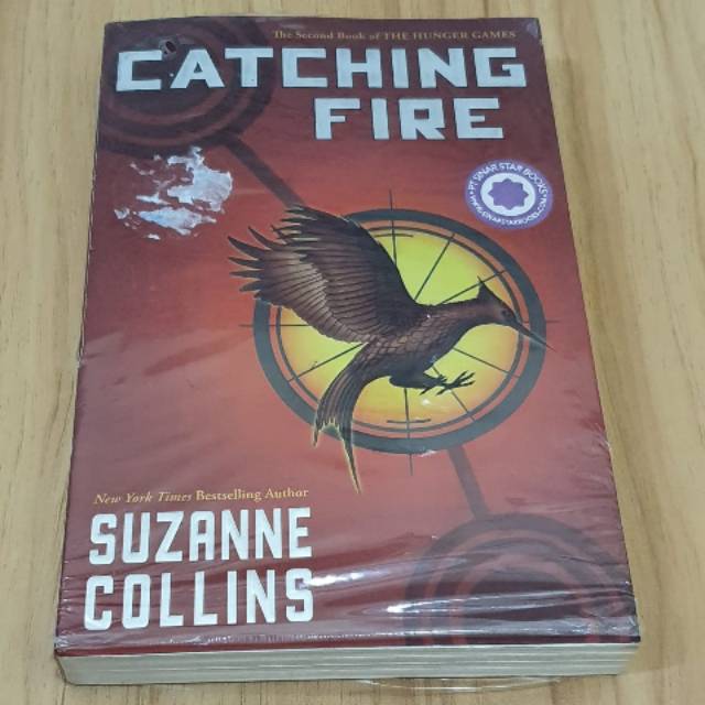 CATCHING FIRE by Suzanne Collins