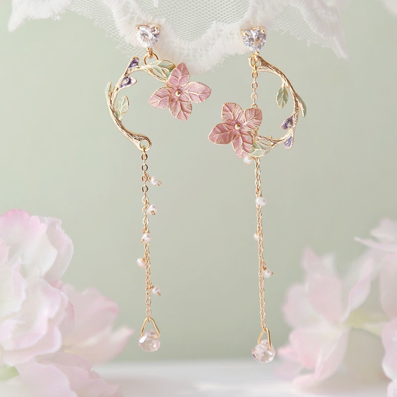 Anting Tusuk Asimetris Bentuk Bunga Peach Blossom Warna Pink Untuk Wanita