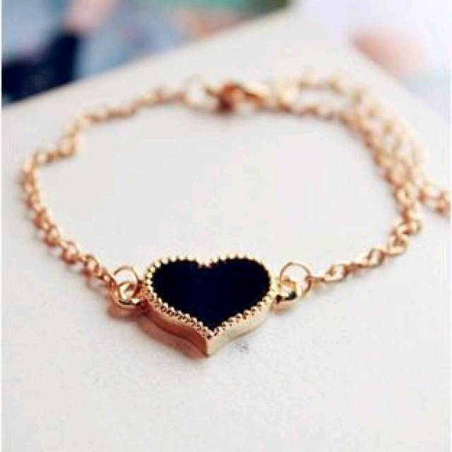 Jual Rantai Tangan Motif Love Gr Shopee Indonesia