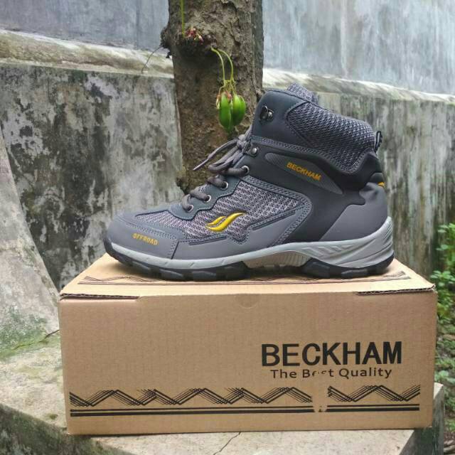 Sepatu Beckham offroad