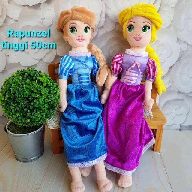 Boneka rapunzel cantik