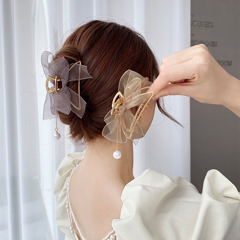 Jepit Rambut Kupu-kupu Cinta Liontin Cakar Jepit Rambut Hollow Keluar Hati Rumbai Rambut Klip Aksesori -PD