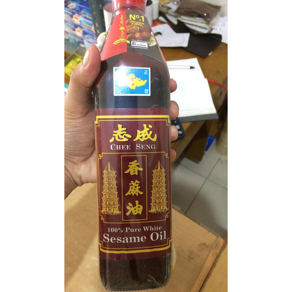 

BISA BAYAR DI TEMPAT chee seng/minyak wijen/minyak wijen pagoda/chee seng pagoda 700ml Kode 103