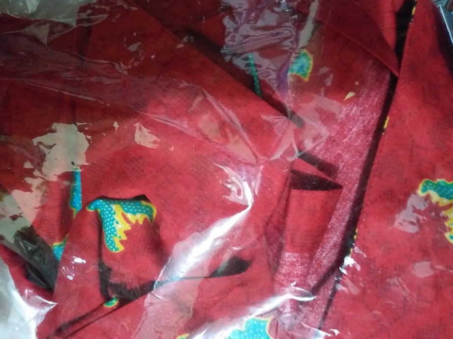 Arjuna Weda Kemeja Batik Barong Merak - Merah