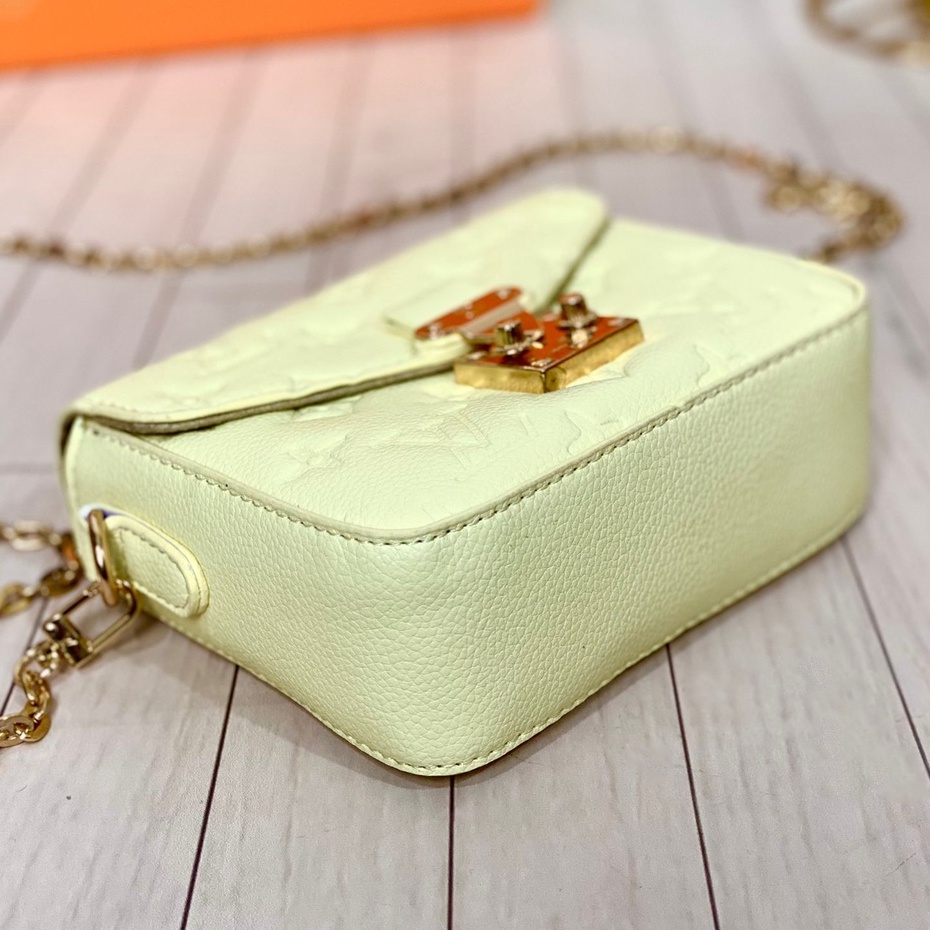 Tas Wanita  Micro Bag Chained Strap 6663 ( Free Kantong kain+BubbleWrap+DalamSuedee+Noseri)