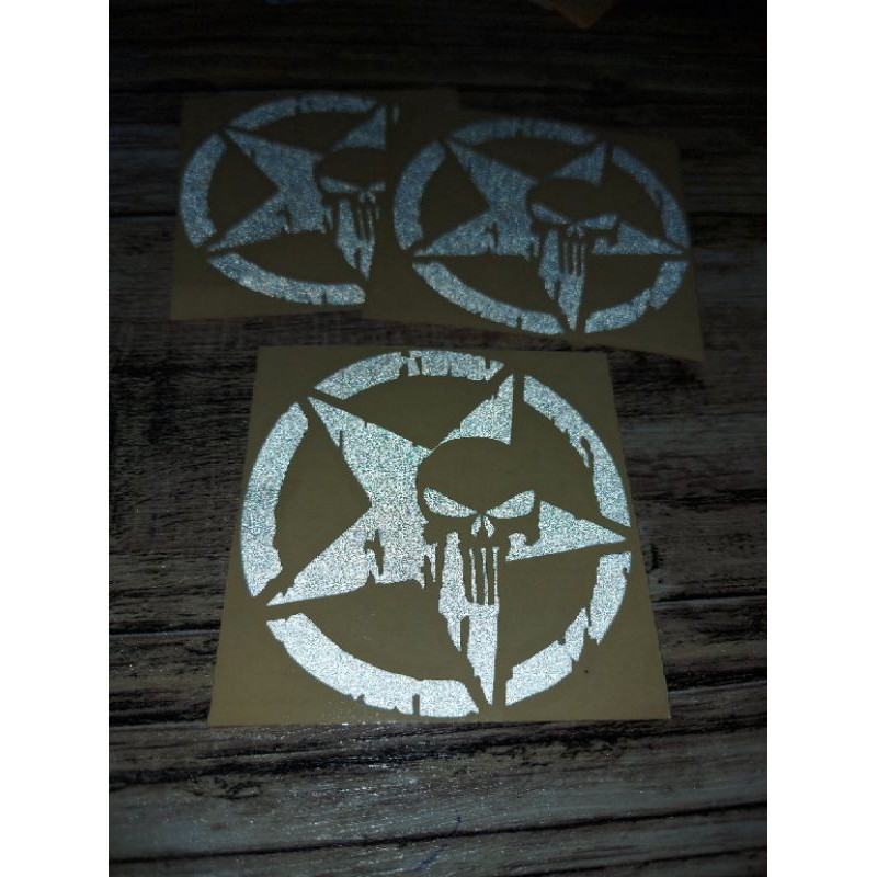 STICKER PUNISHER ARMY CUTTING