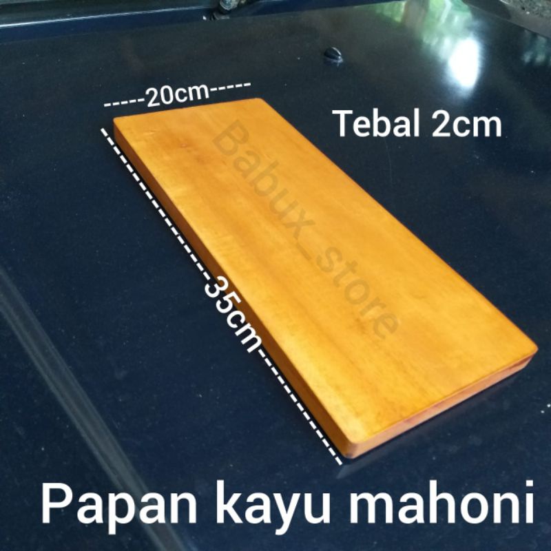 Papan kayu mahoni