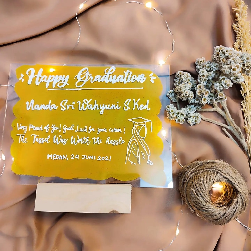 

Akrilik Lettering A5/HAMPERS AKRILIK/GIFT BOX KADO ULANG TAHUN/ ANNIV / LEBARAN /GRADUATION/ HAPPY WEDDING