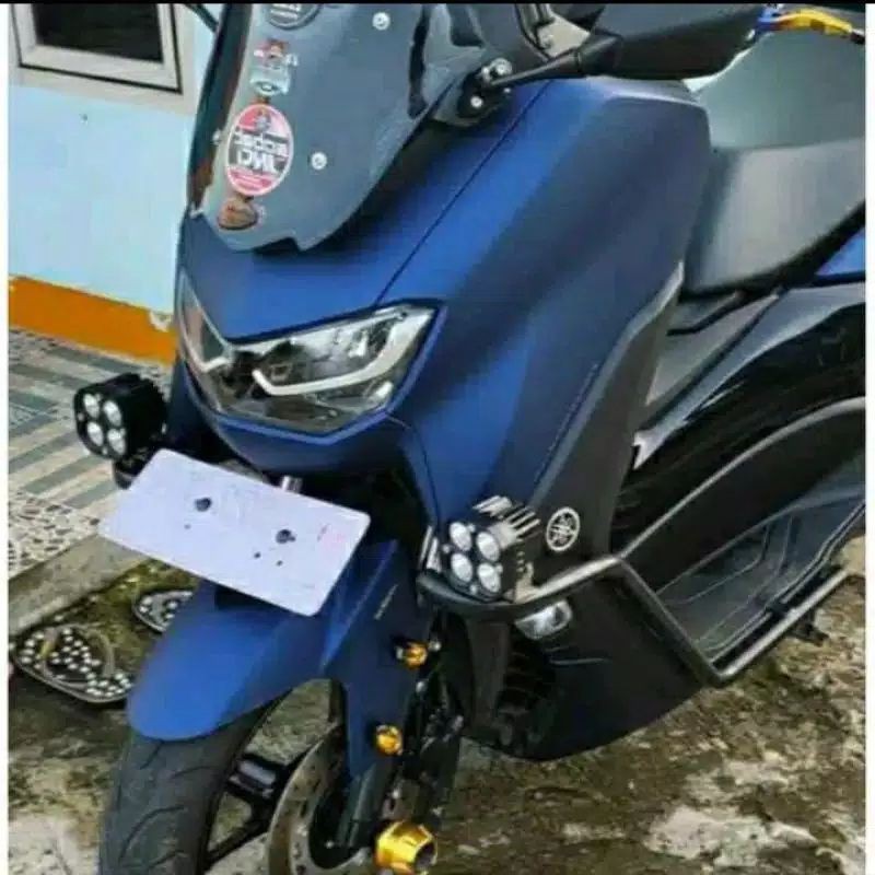 CRASHBAR YAMAHA NMAX 2020 / TUBULAR CRASHBAR YAMAHA NMAX 2020 plus ada dudukan lampu tembaknya