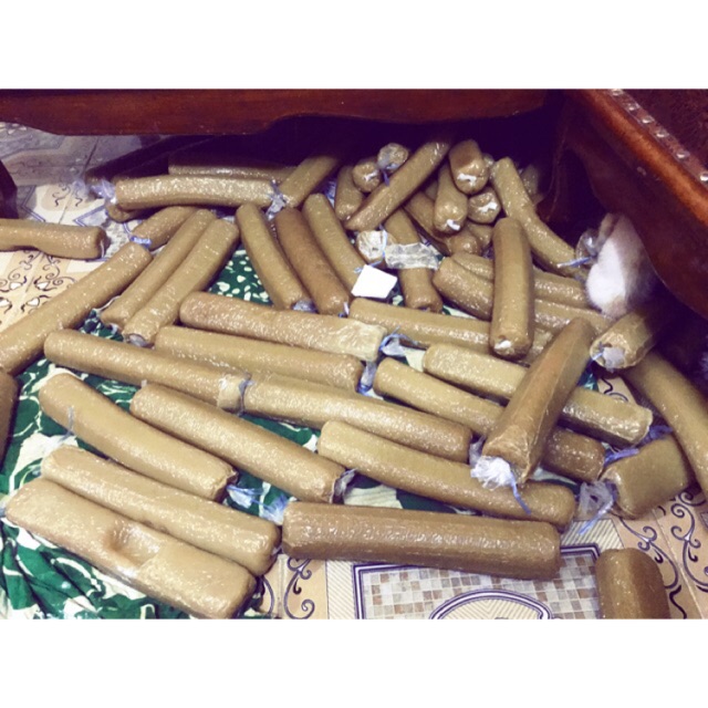 

Kerupuk rambak khas madura jawa Timur