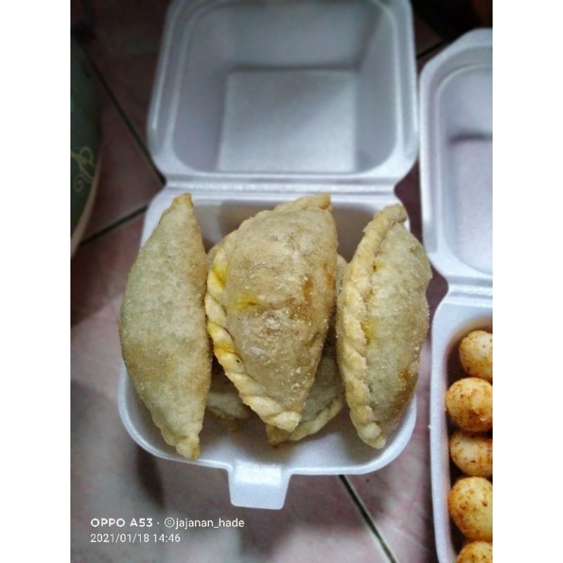 

cirus(cireng usus) jajanan hade