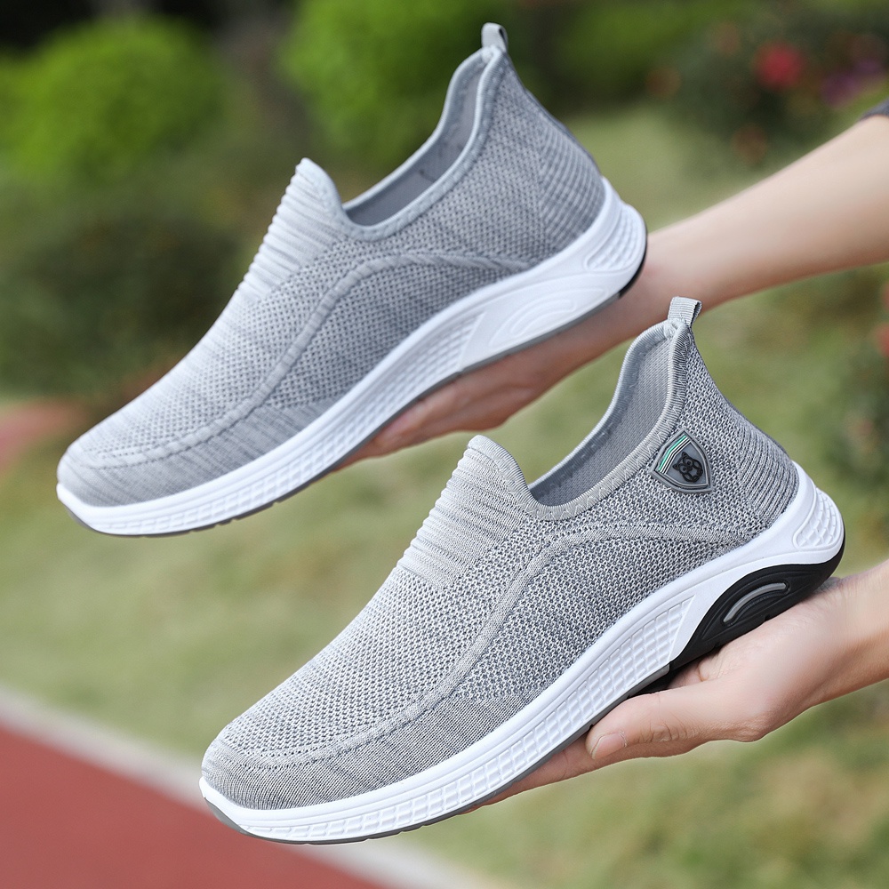 Highland Sepatu Pria Slip On Casual Sepatu Kerja Kuliah Trendy MR131