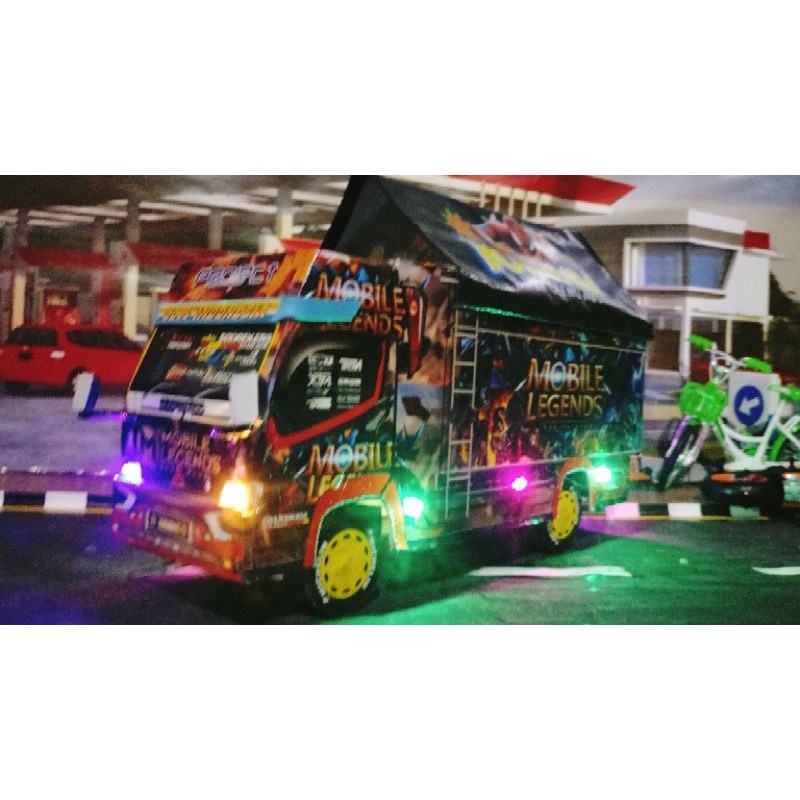 miniatur truk mobile legenda panjang 42 cm full lampu bonus terpl