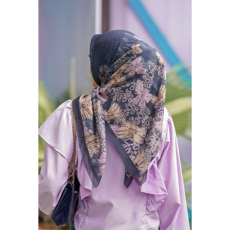 les amities indigo by buttonscarves