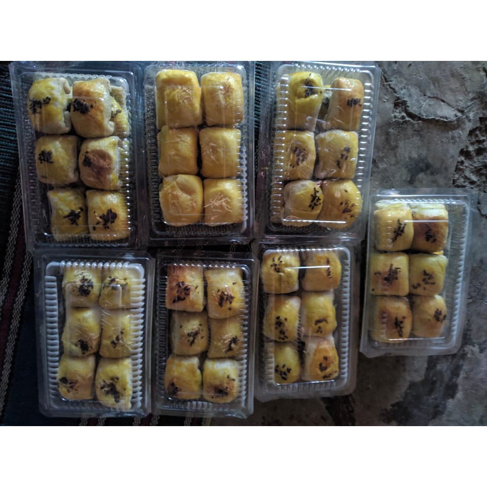 

BOLEN PISANG COKLAT KEJU MIX ISI 10 AYYUNA FOOD