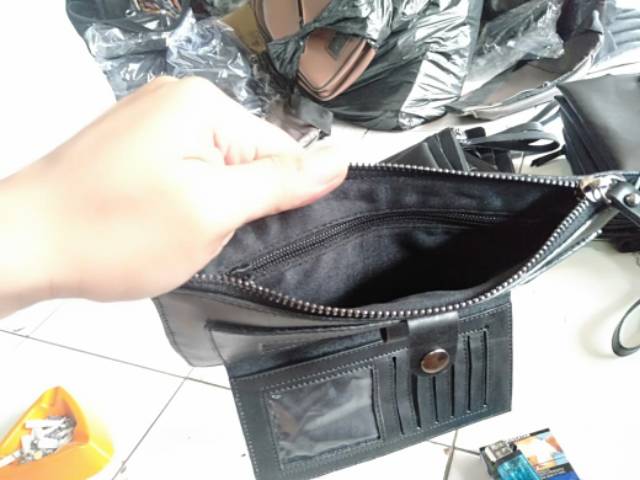 Dompet wanita kulit asli garut / Hand bag cowo cewe berbahan kulit sapi pull up