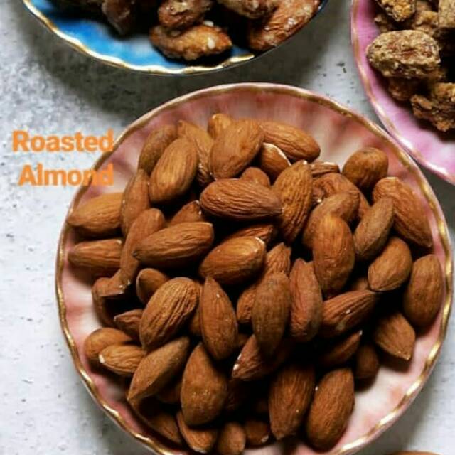 

Kacang Almond Original (Roasted) 500gr, California Almond
