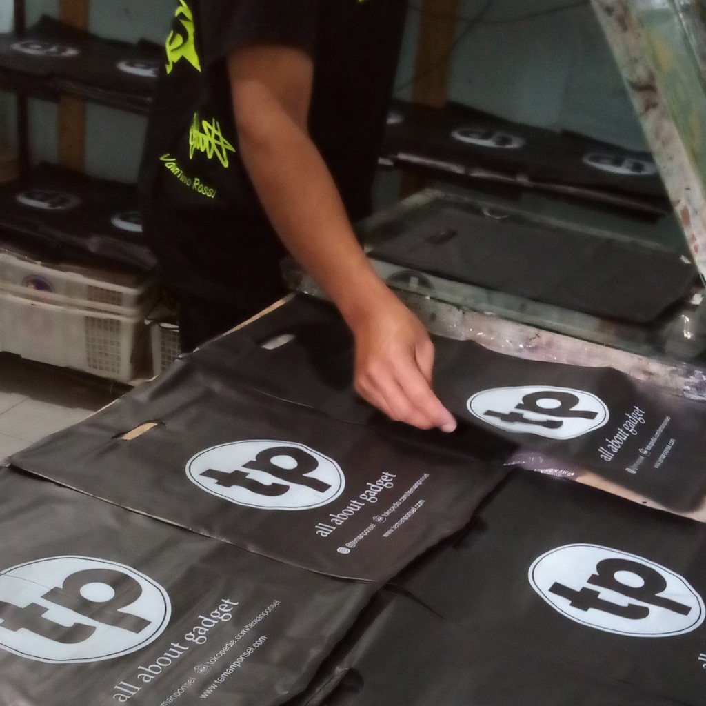 Sablon Plastik  Klip pon 25x35 plastik  kaos dan aksesoris 